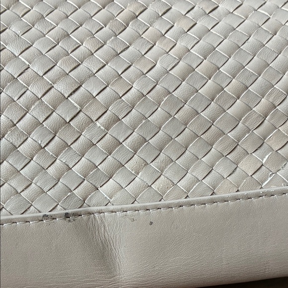 Quince Italian Leather Handwoven Large Tote - Picture 15 of 16